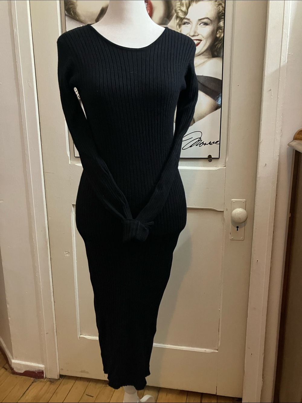 Streetwear Society Black vertical Ribbed Long-Sleeve Midi Dress